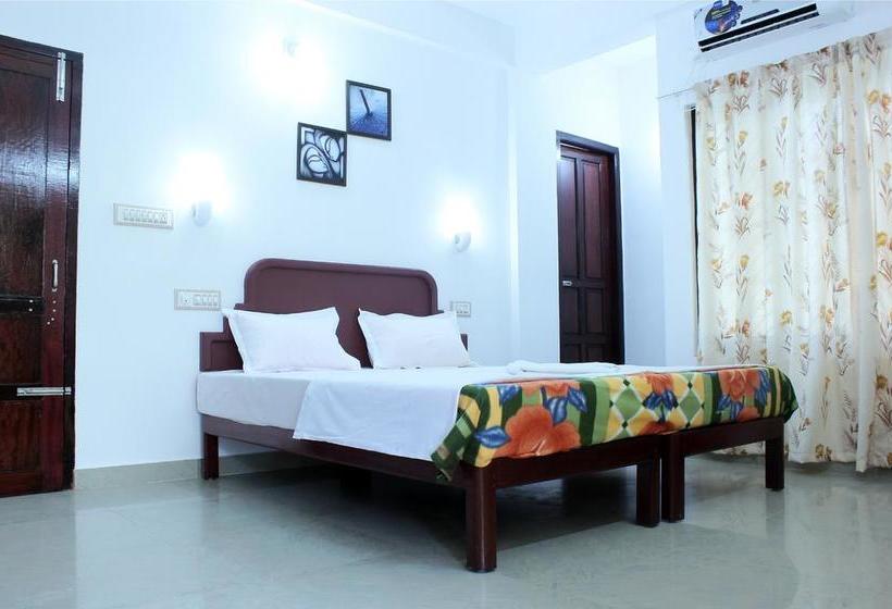 Hotel Vedic Waves 11