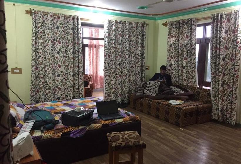 Hotel Signiture Jammu y Cachemira