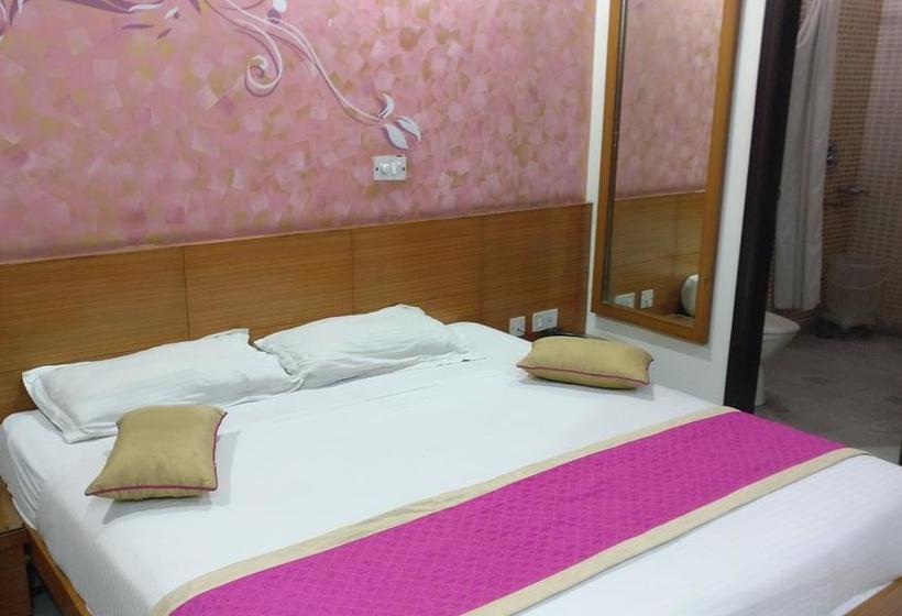 Bed and Breakfast Anand Villa 10