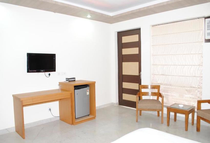 Bed and Breakfast Anand Villa 14