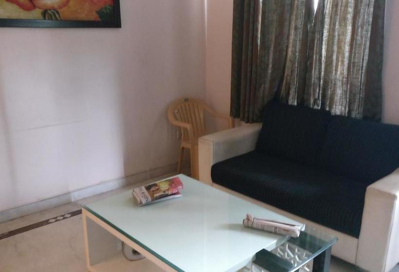 Bed and Breakfast Anand Villa 8