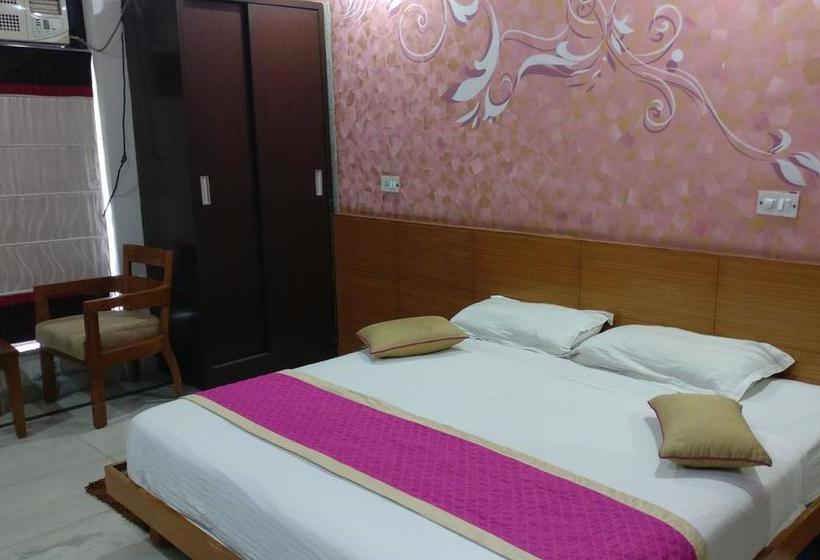 Bed and Breakfast Anand Villa 9