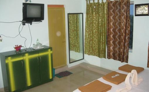 Resort Tripvillas @ Kozee Kaves 11