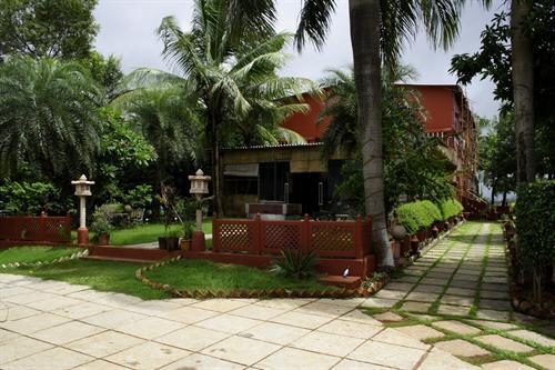 Tripvillas @ Atasa Resort 4