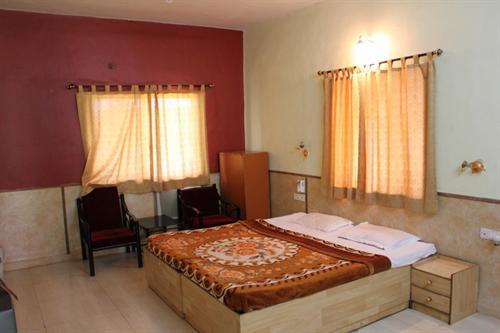 Tripvillas @ Neel Resort 1