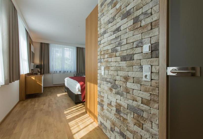 Hotel Am Schrannenplatz 18