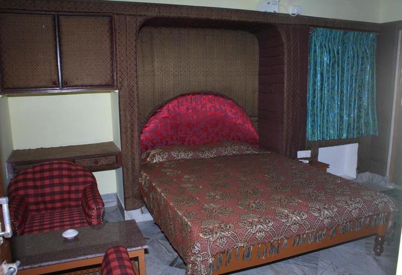 Hotel Radhika Resort 12