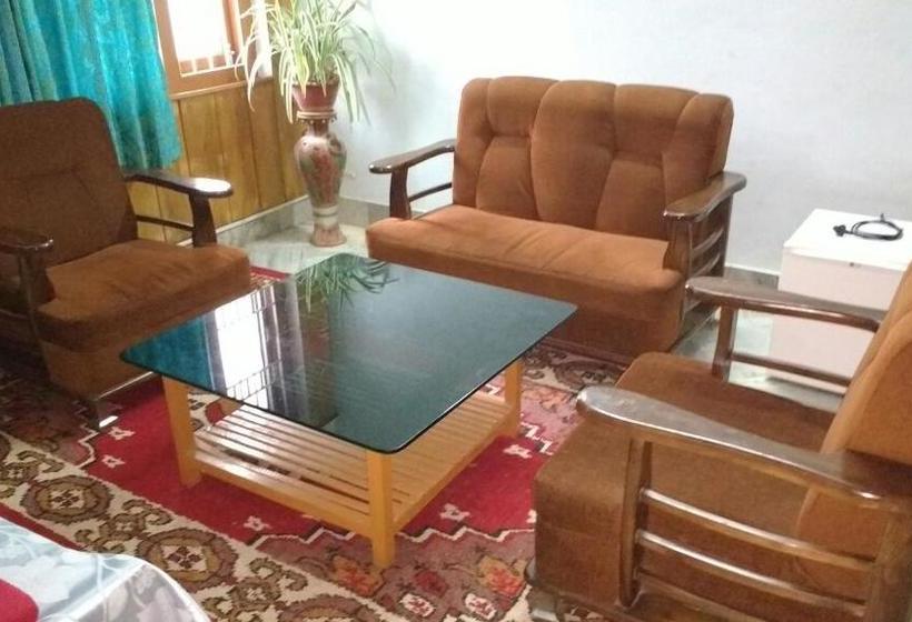 Hotel Radhika Resort 5