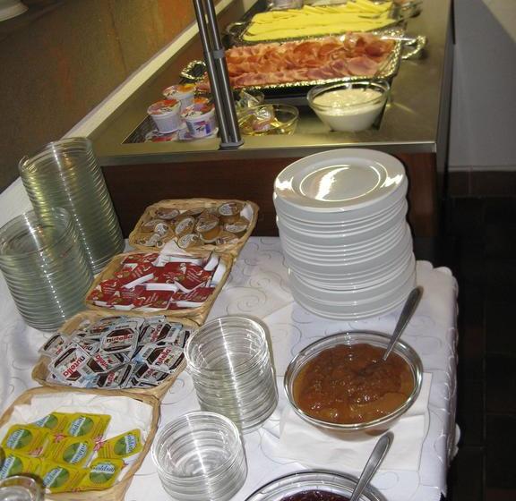 Hotel Restaurant Germania; 14