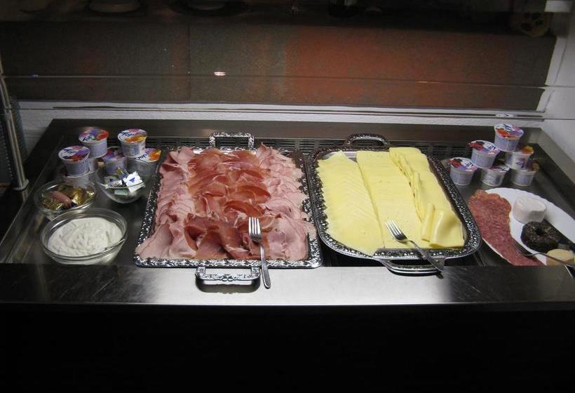 Hotel Restaurant Germania; 2