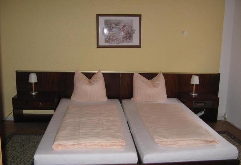 Hotel Restaurant Germania; 7