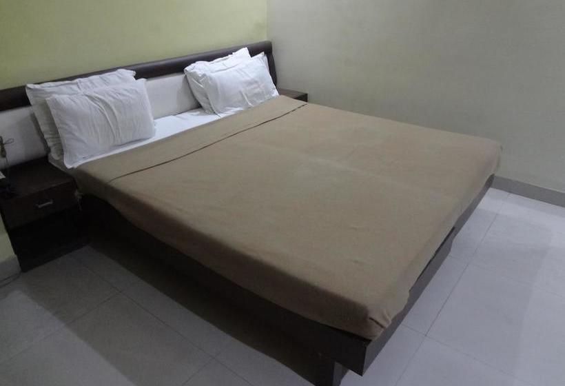 Hotel Ahvana Rangolii Inn 12