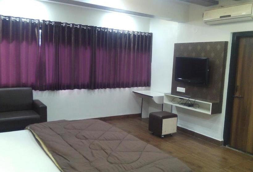 Hotel 12 Star Garuda 4