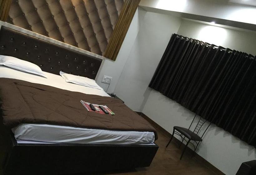 Hotel 12 Star Garuda 5