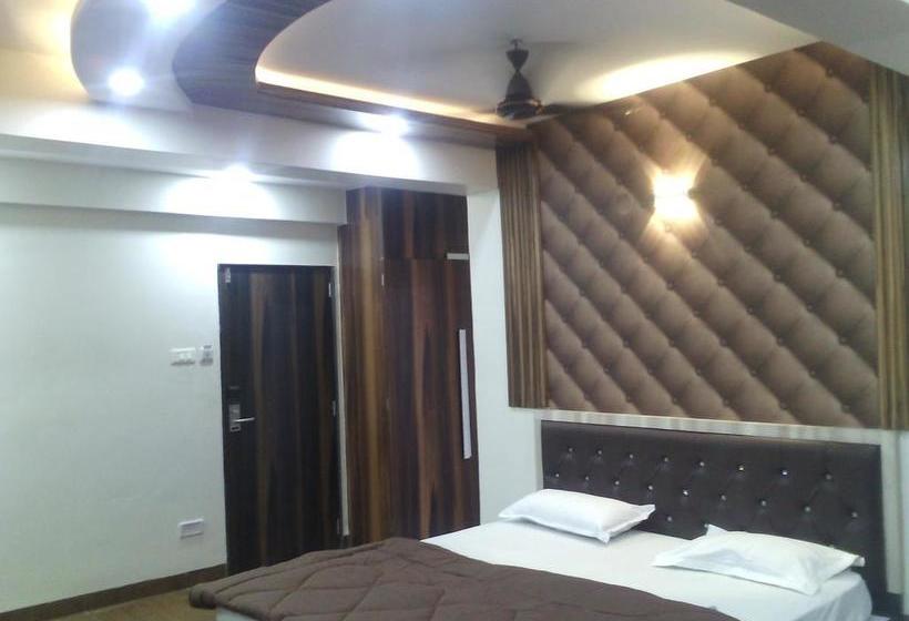 Hotel 12 Star Garuda 7