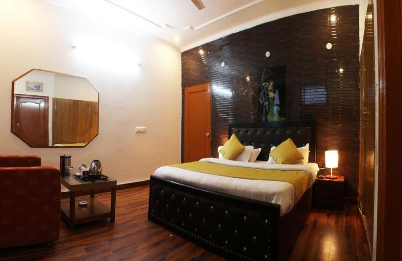 Hotel Divyansh 19