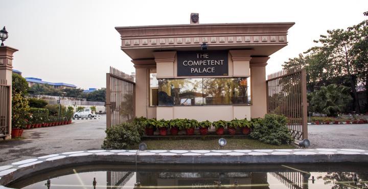 The Competent Palace Hotel & Resort 10