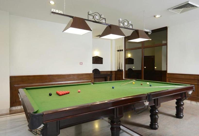 The Competent Palace Hotel & Resort 6