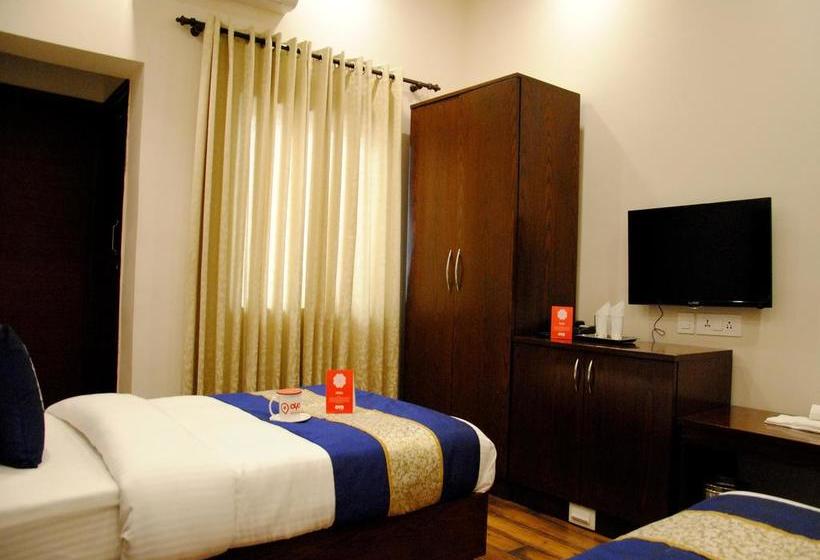 Hotel Oyo Rooms Jain Temple Road 13