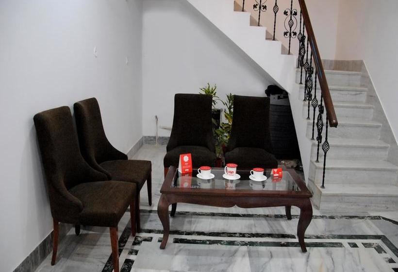 Hotel Oyo Rooms Jain Temple Road 4