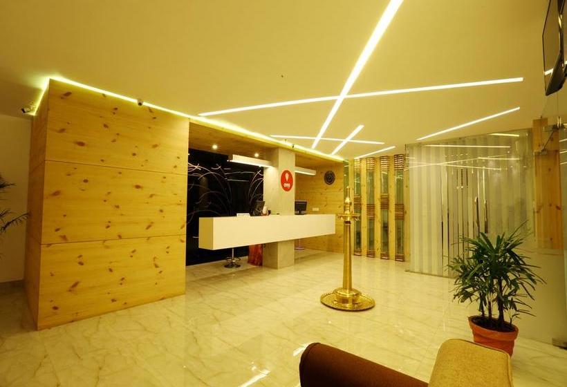 Hotel Oyo Rooms Main Road Sulthan Bathery Chungham Junction 18
