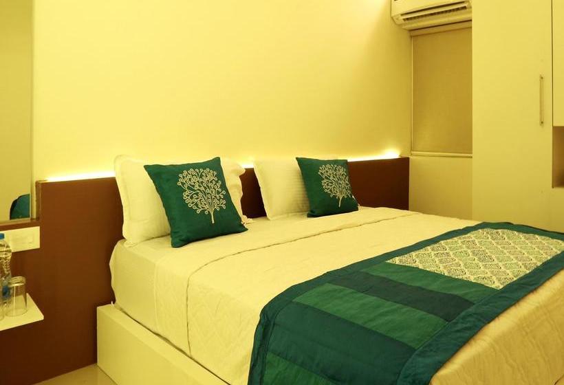Hotel Oyo Rooms Main Road Sulthan Bathery Chungham Junction 6