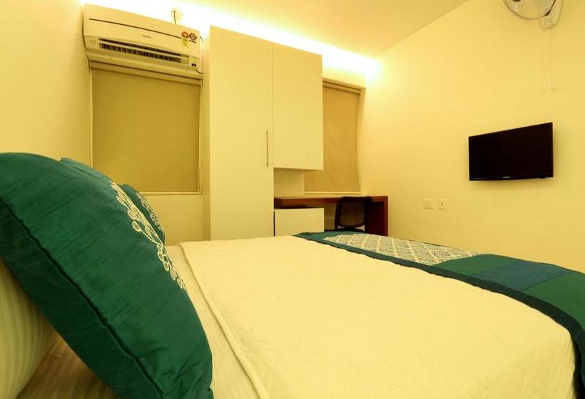 Hotel Oyo Rooms Main Road Sulthan Bathery Chungham Junction 8