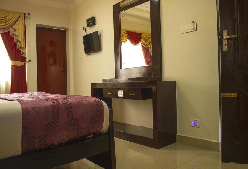 Hotel Oyo Rooms Ooty Main Market 10