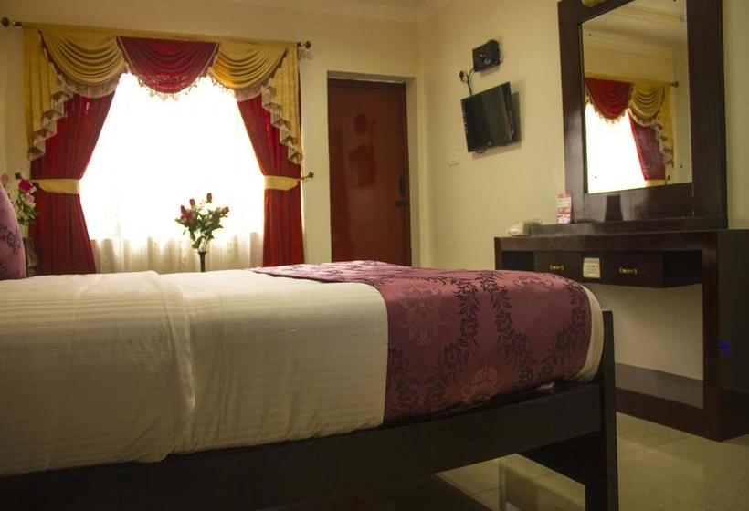 Hotel Oyo Rooms Ooty Main Market 12