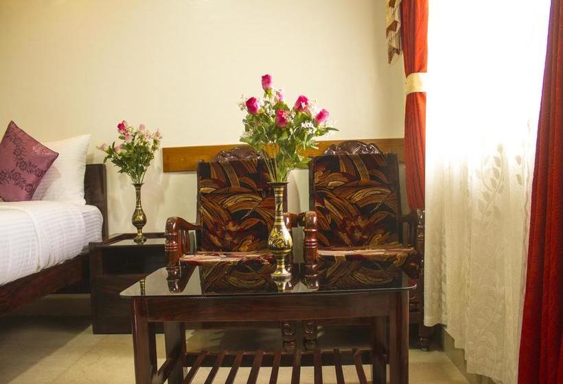 Hotel Oyo Rooms Ooty Main Market 13