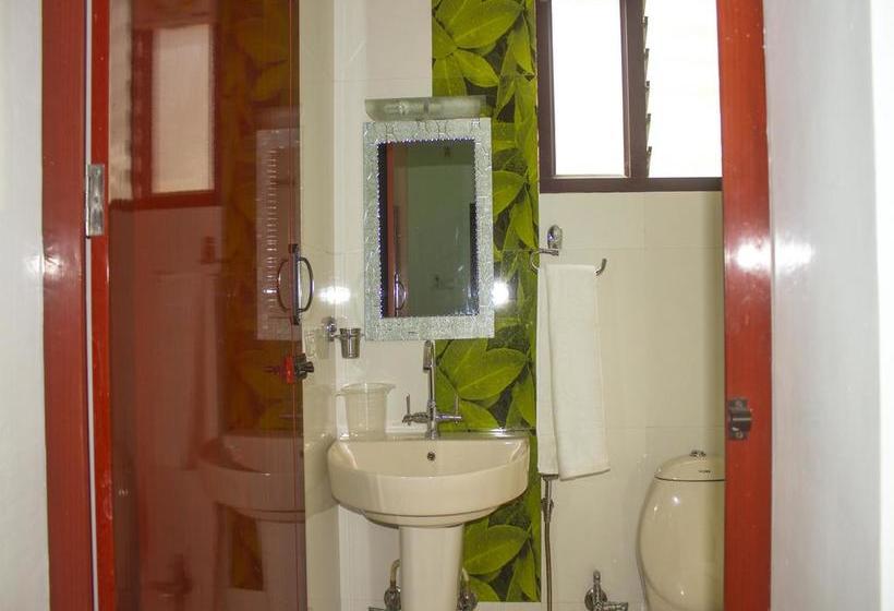 Hotel Oyo Rooms Ooty Main Market 14