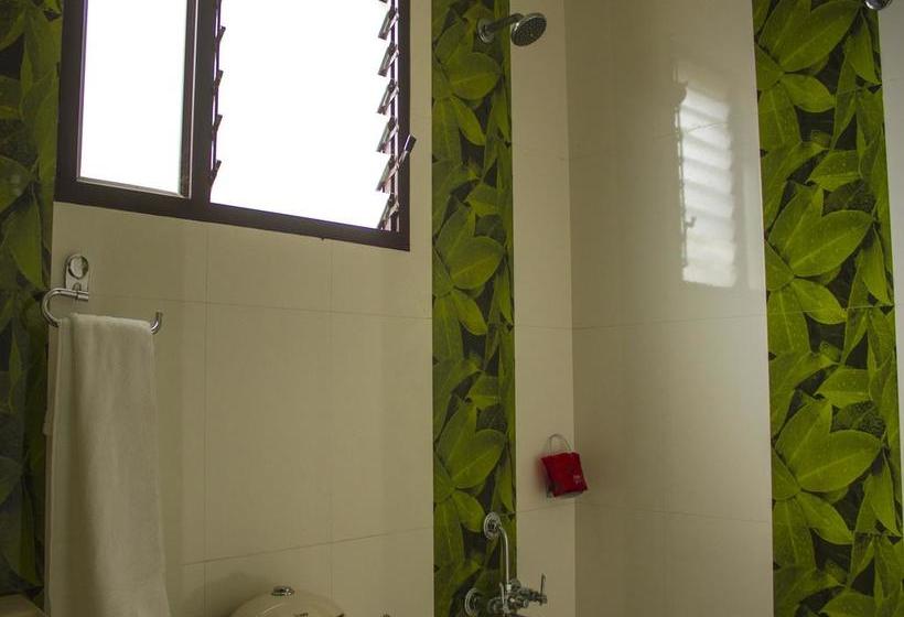 Hotel Oyo Rooms Ooty Main Market 16