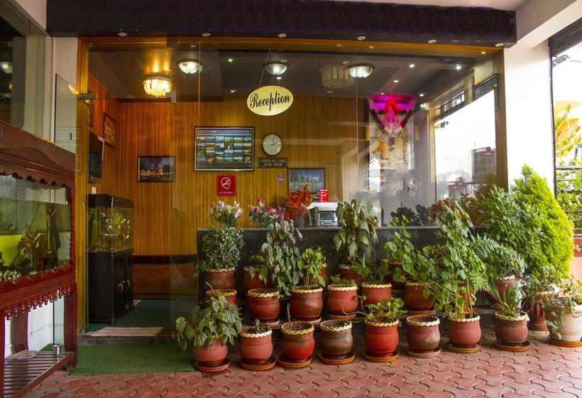 Hotel Oyo Rooms Ooty Main Market 2