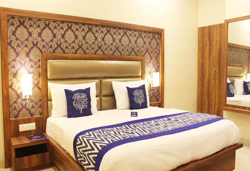 Hotel Oyo Premium Nh2 6