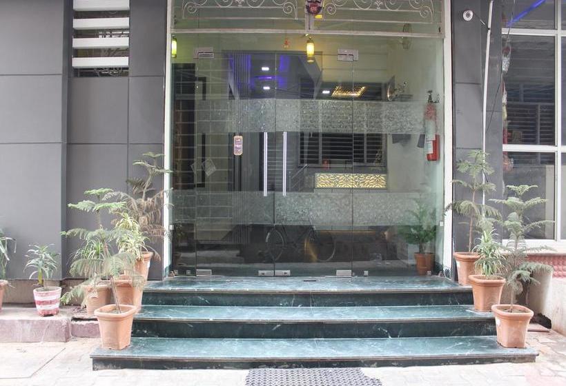 Hotel Oyo Rooms Opp Kedar Dham Massani Chowraha Uttar Pradesh