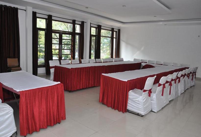 Hotel Oyo Premium Valley View Kasauli 10