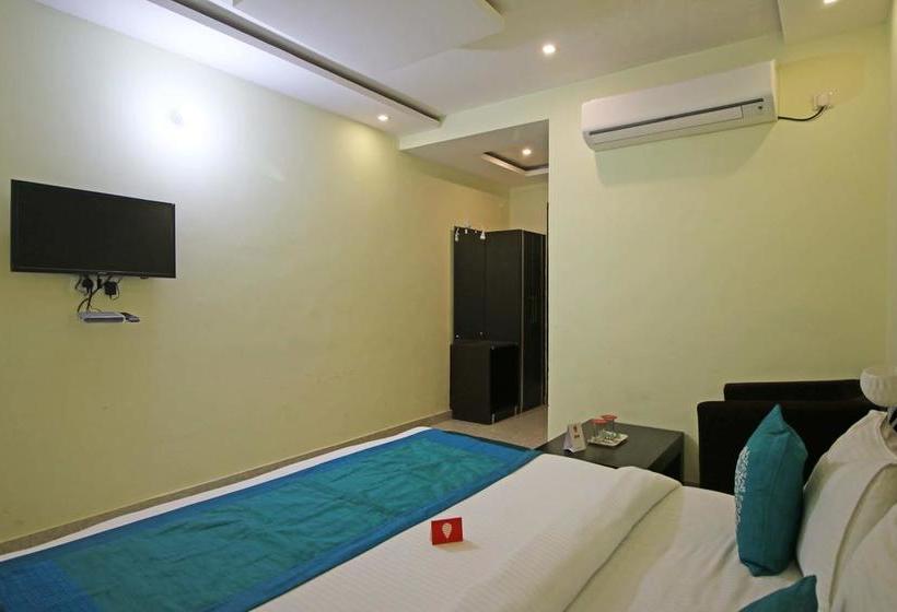 Hotel Oyo Premium Roorkee 14