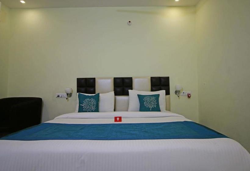 Hotel Oyo Premium Roorkee 17