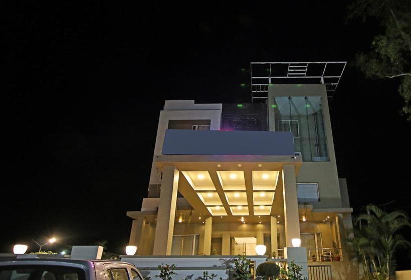 Hotel Oyo Rooms Delhi Road Roorkee