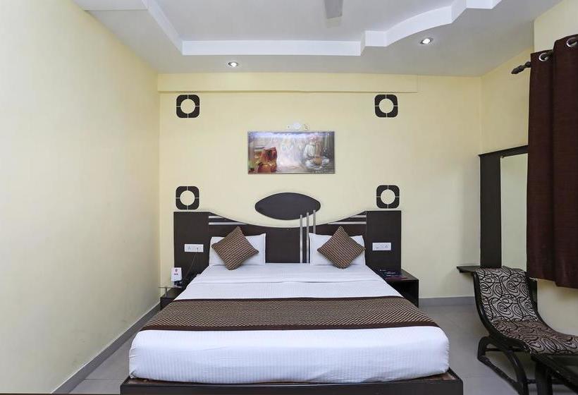Hotel Oyo Rooms Rishikul 15