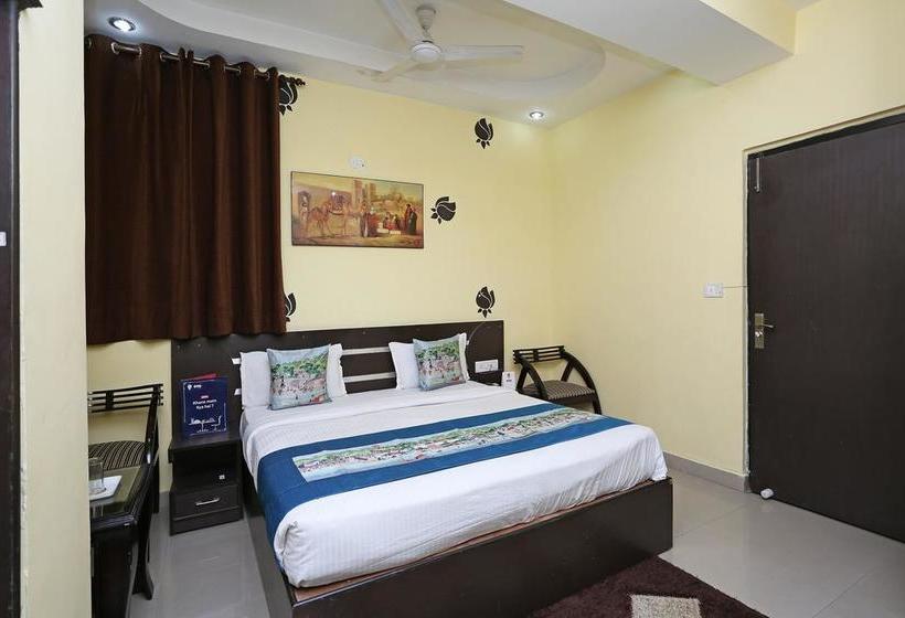 Hotel Oyo Rooms Rishikul 16