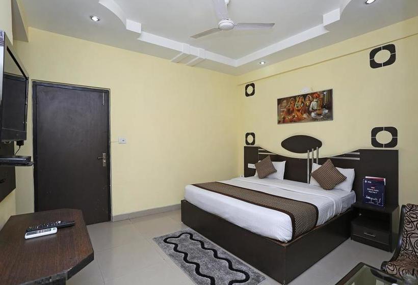 Hotel Oyo Rooms Rishikul 17