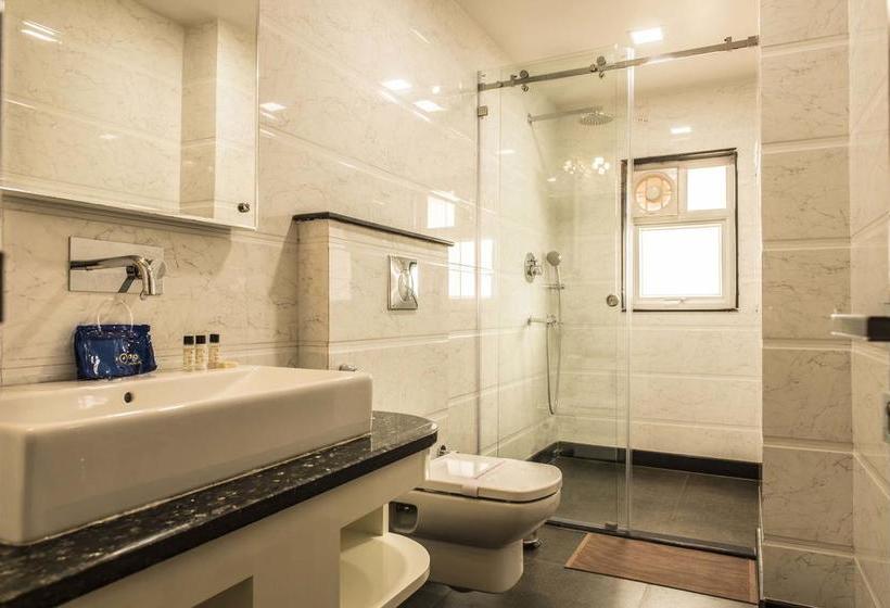 Hotel Oyo Premium Opposite Passport Seva Kendra Guwahati 20