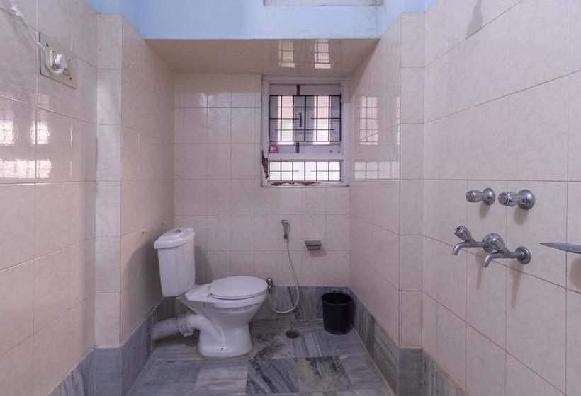 Hotel Oyo Rooms Wireless Beltola 15