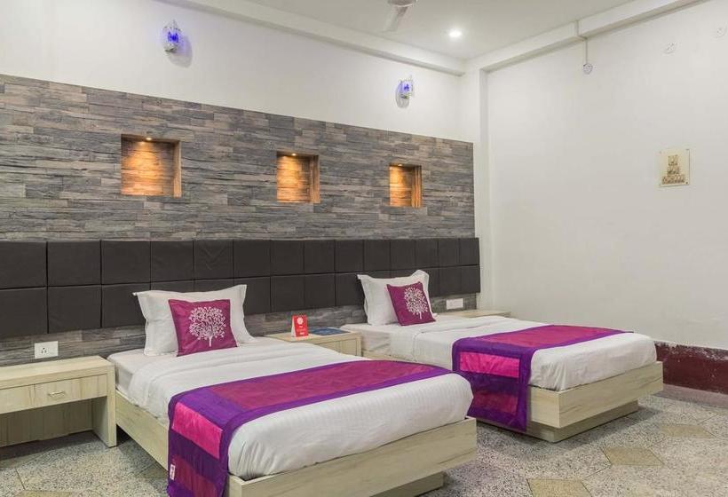 Hotel Oyo Rooms Wireless Beltola 9