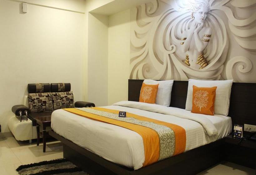 Hotel Oyo Premium Bhagwan Talkies Crossing 3