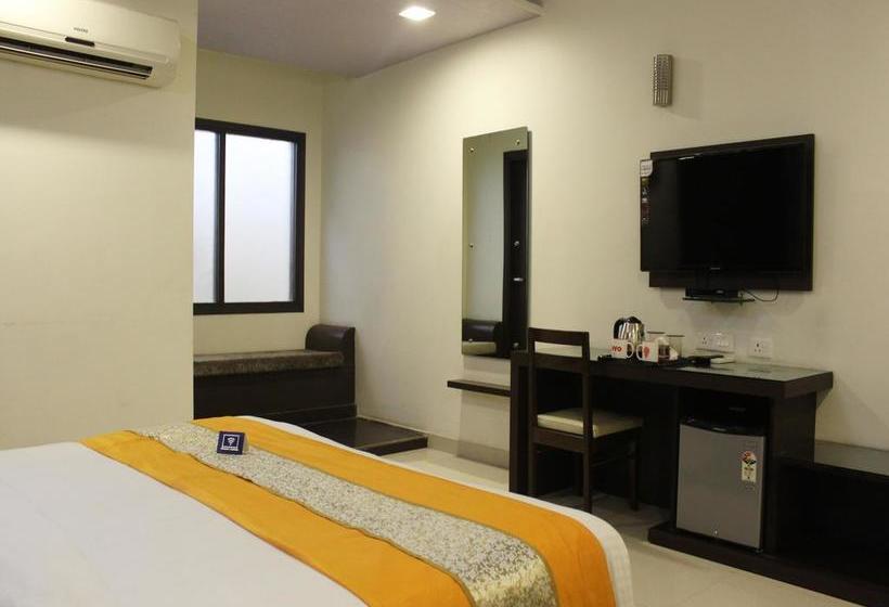 Hotel Oyo Premium Bhagwan Talkies Crossing 4