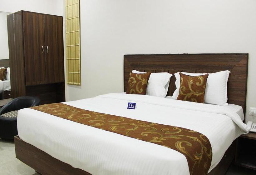 Hotel Oyo Premium Taj Nagari