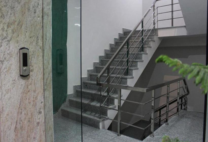 Hotel Oyo Premium Taj Nagari 13