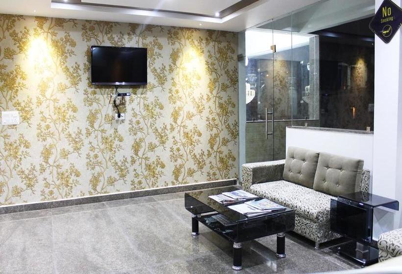 Hotel Oyo Premium Taj Nagari 14